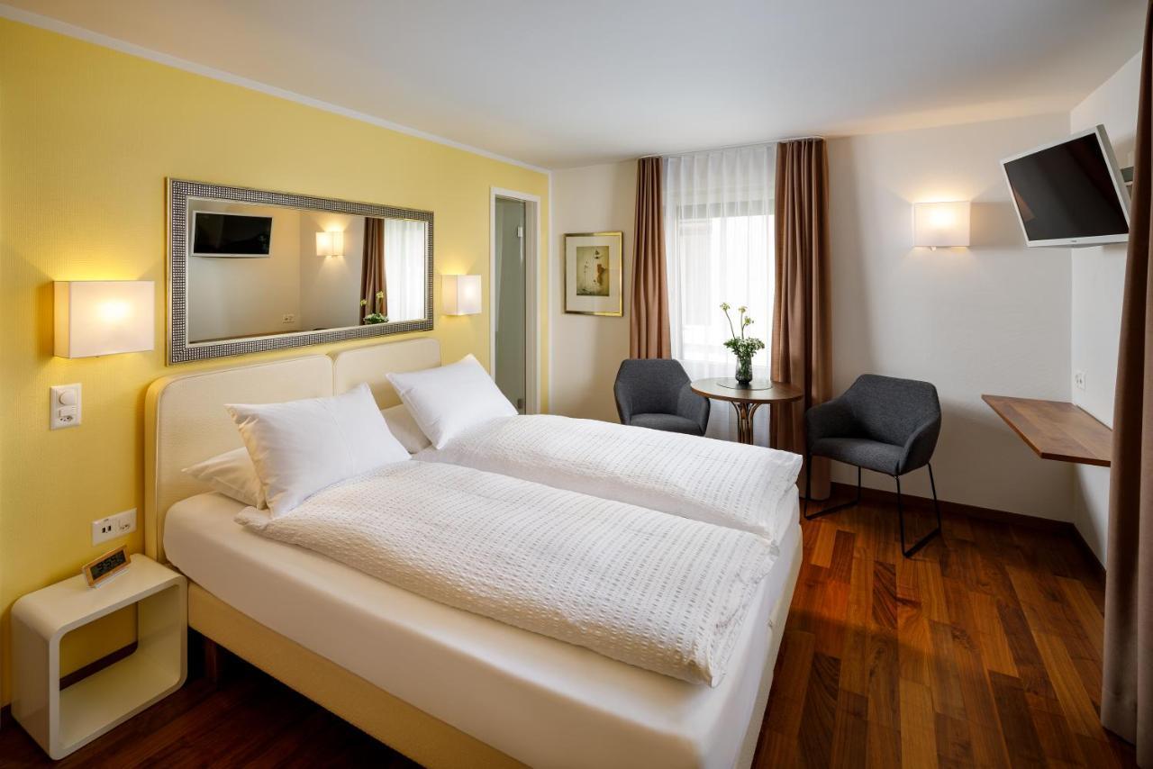 Familie Hugenschmidt Otel 2*